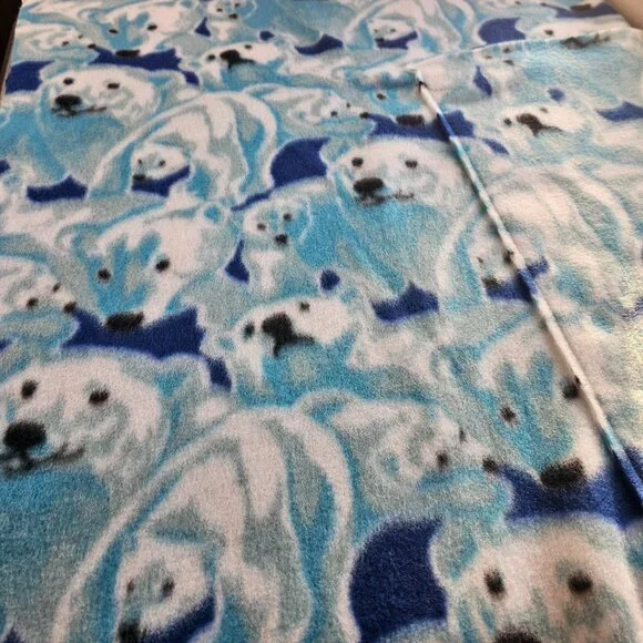 Polar Bear Fleece Panel W42" L71" w Sewn Pocket Craft Apron Blanket Blue White - Picture 3 of 5